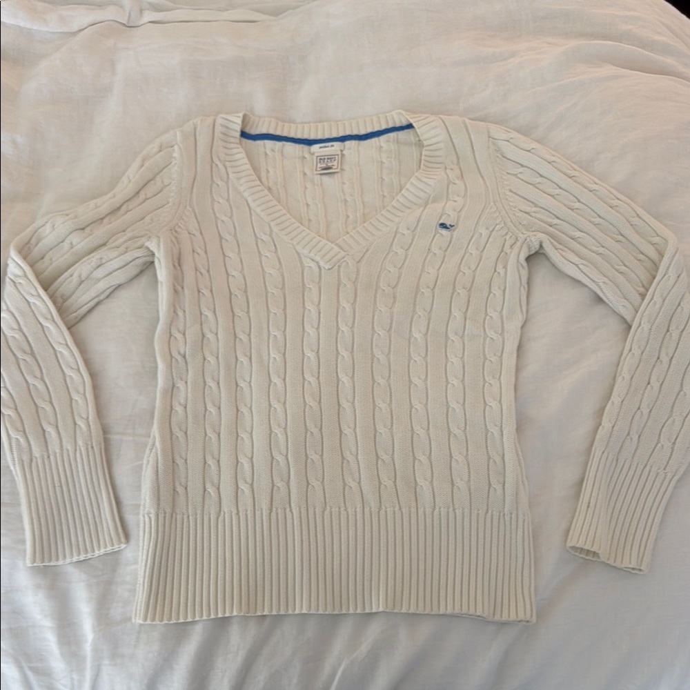 Old Navy perfect fit Women's V-Neck Cable Knit Sweater - Ivory. Large